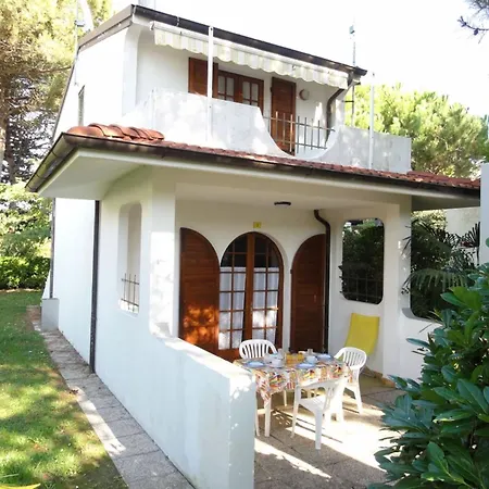 Terraced House With Private Garden In * ביביונה